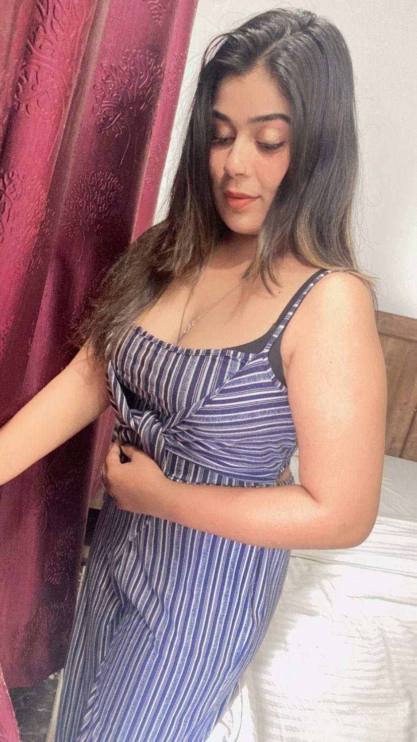  call girls service in Rajouri Garden